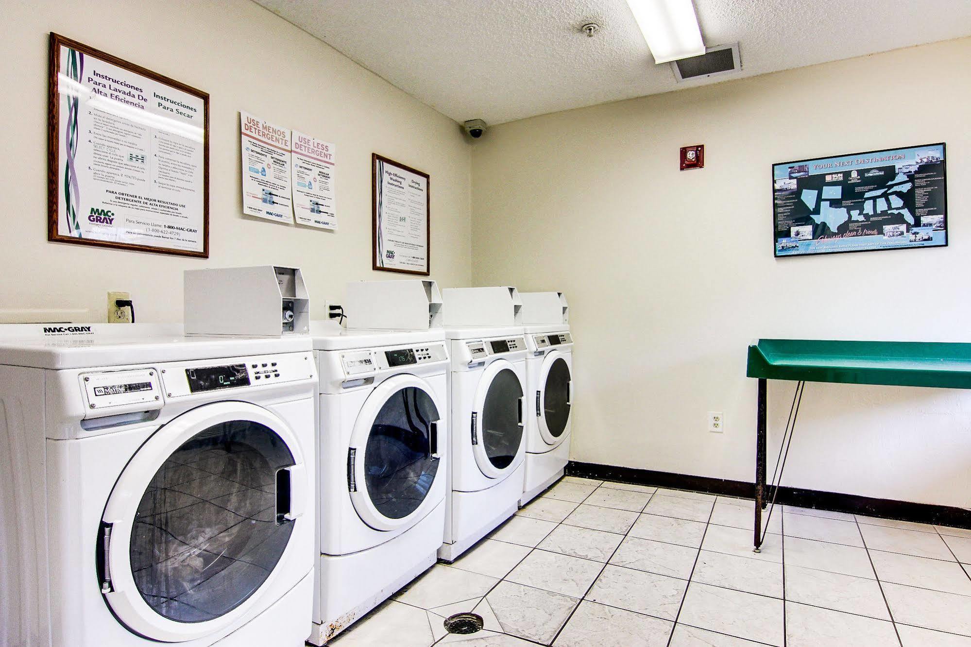 Sun Suites Of Jacksonville Zewnętrze zdjęcie